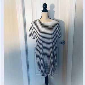 Black & White Boutique Dress ✨